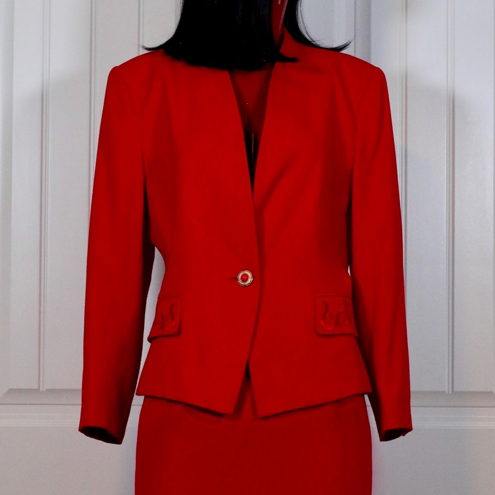 CHERRY RED VINTAGE SUIT